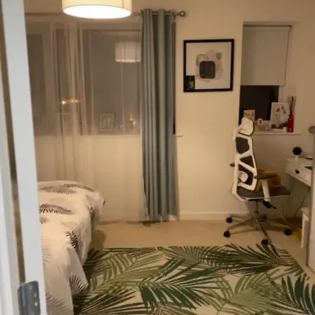 Comfortable Double Room & Single Room In Vibrant Hatfield Neighbourhood Exterior photo