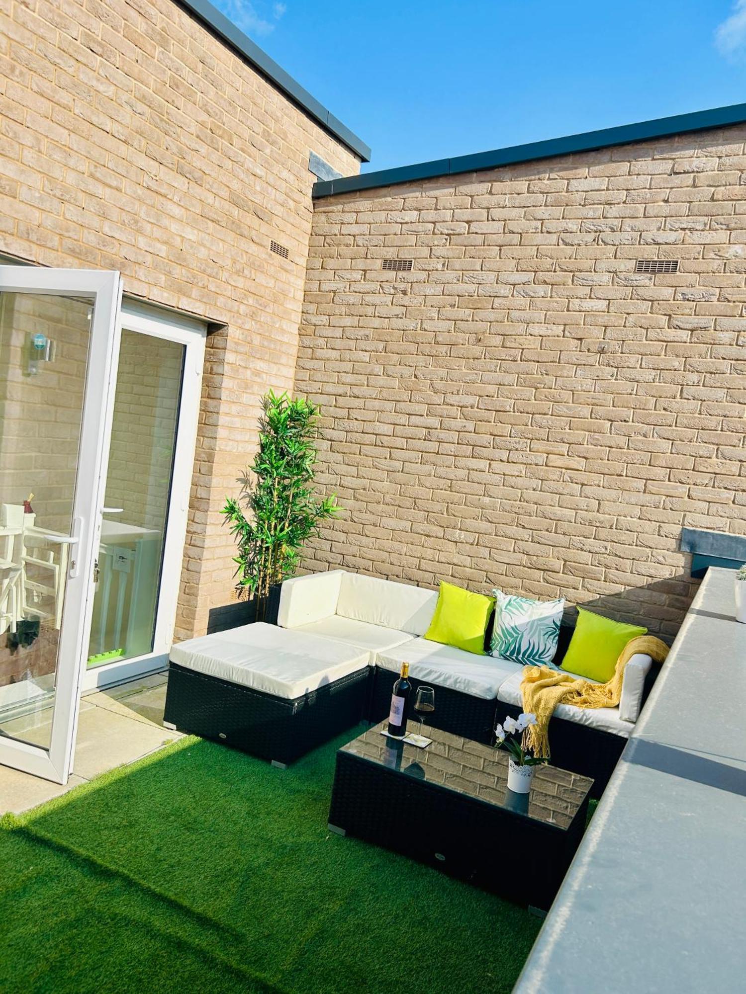 Comfortable Double & Single In Vibrant Hatfield Neighbourhood * Hatfield (Hertfordshire)